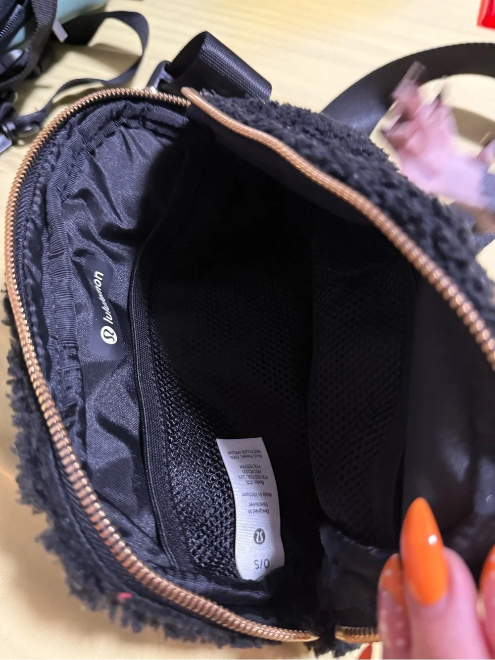 lululemon athletica black Sherpa Crossbody Belt Bag